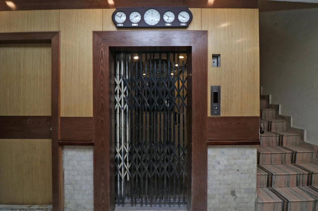Oyo Flagship 19301 Mezbaan International Naka Hindola Hotel Lucknow Exterior photo